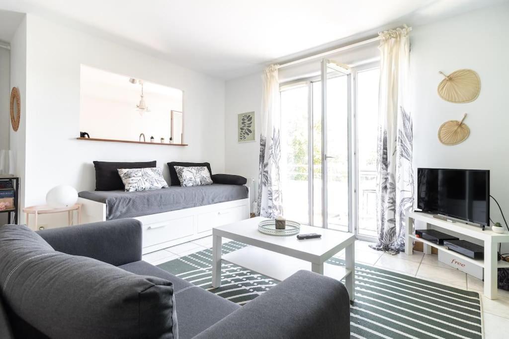 Beautiful Apartment With Terrace + Private Parking ตูลูส ภายนอก รูปภาพ