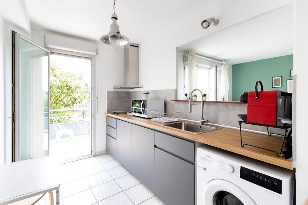 Beautiful Apartment With Terrace + Private Parking ตูลูส ภายนอก รูปภาพ